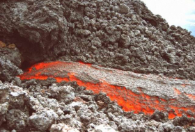 Iceland is drilling the hottest hole in the world to get electricity from magma 